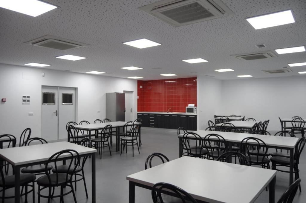 Hostel Divino Morales Arroyo de la Luz Kültér fotó