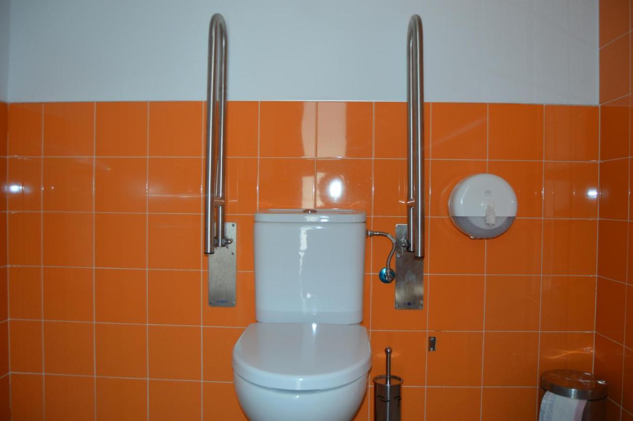 Hostel Divino Morales Arroyo de la Luz Kültér fotó